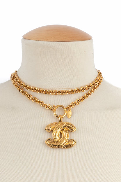 Collier cc Chanel