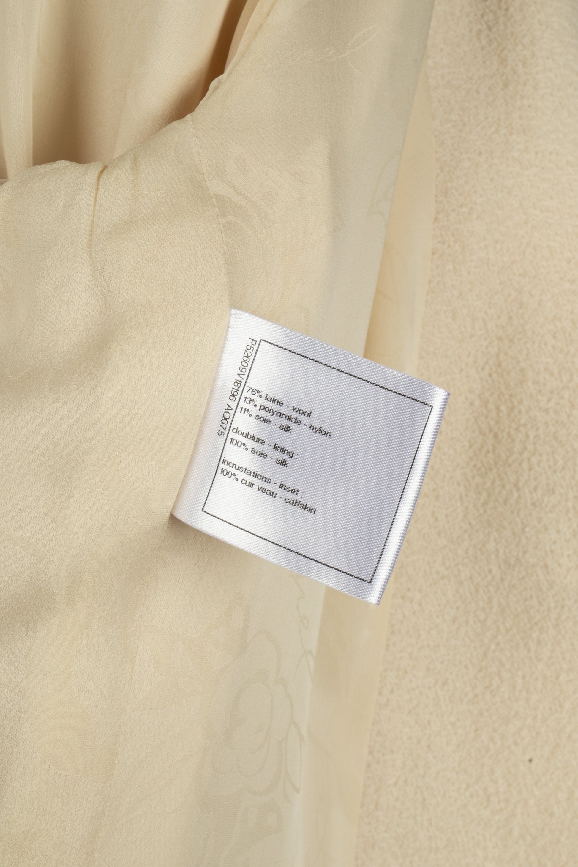 Veste beige Chanel hiver 2015