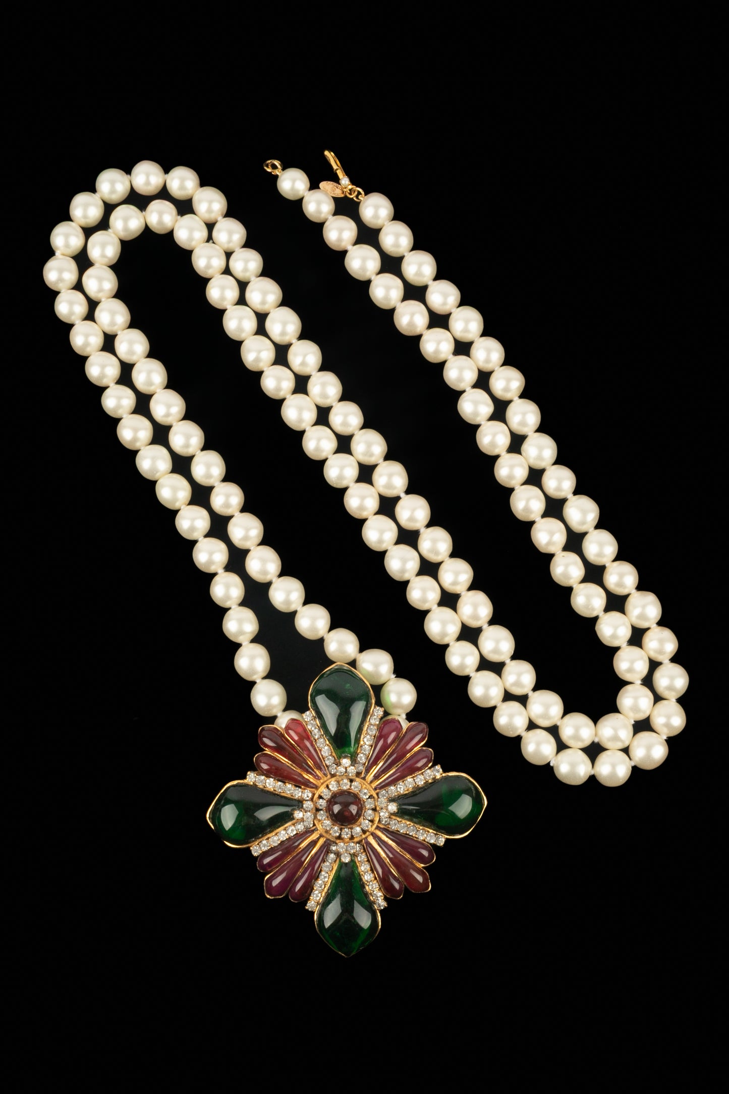 Collier pendentif Chanel