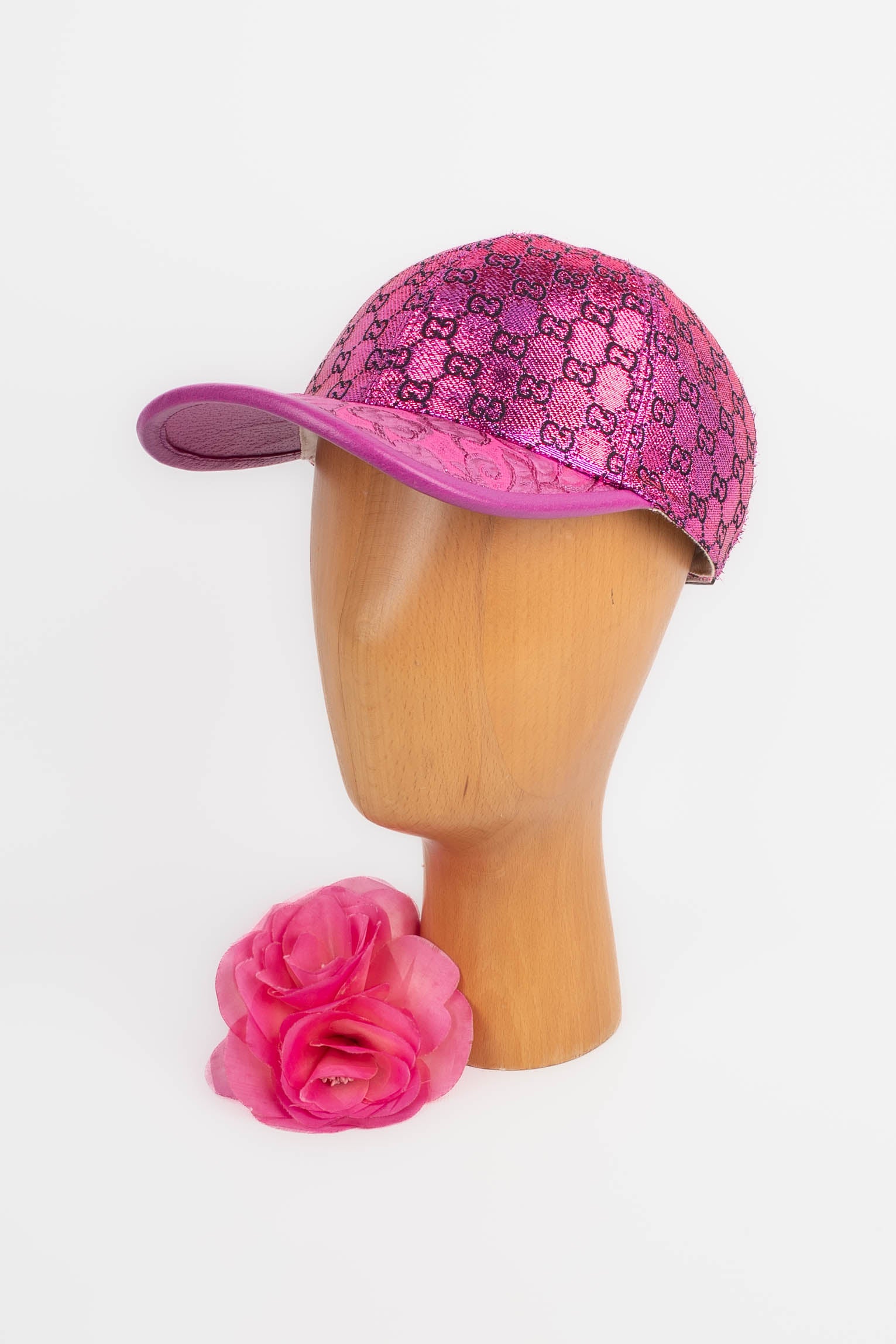 Casquette rose Gucci