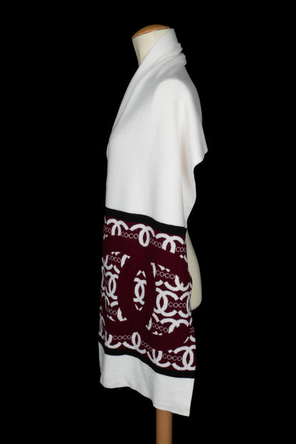 Ensemble bonnet et écharpe Chanel