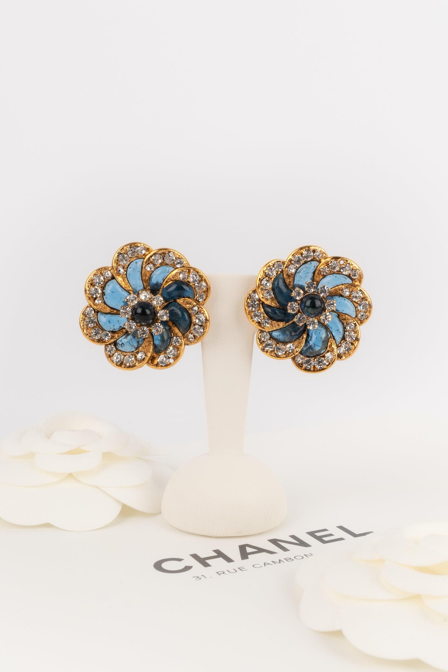 Boucles d'oreilles fleur Chanel