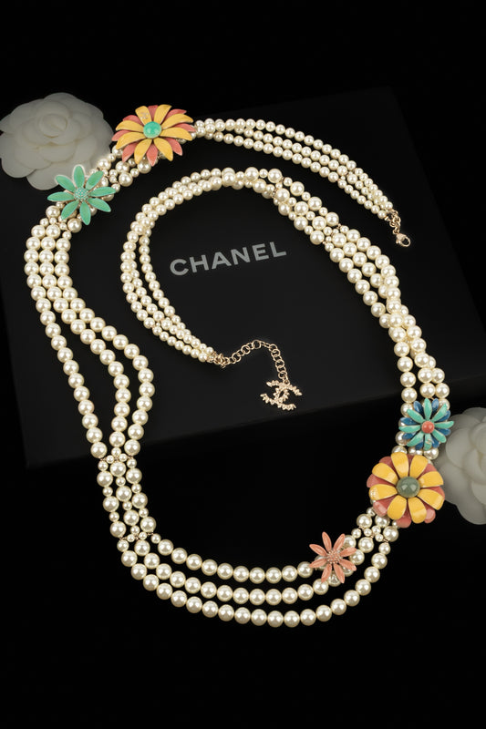 Collier fleurs Chanel 2017