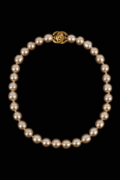 Collier de perles "tourniquet" Chanel 1996