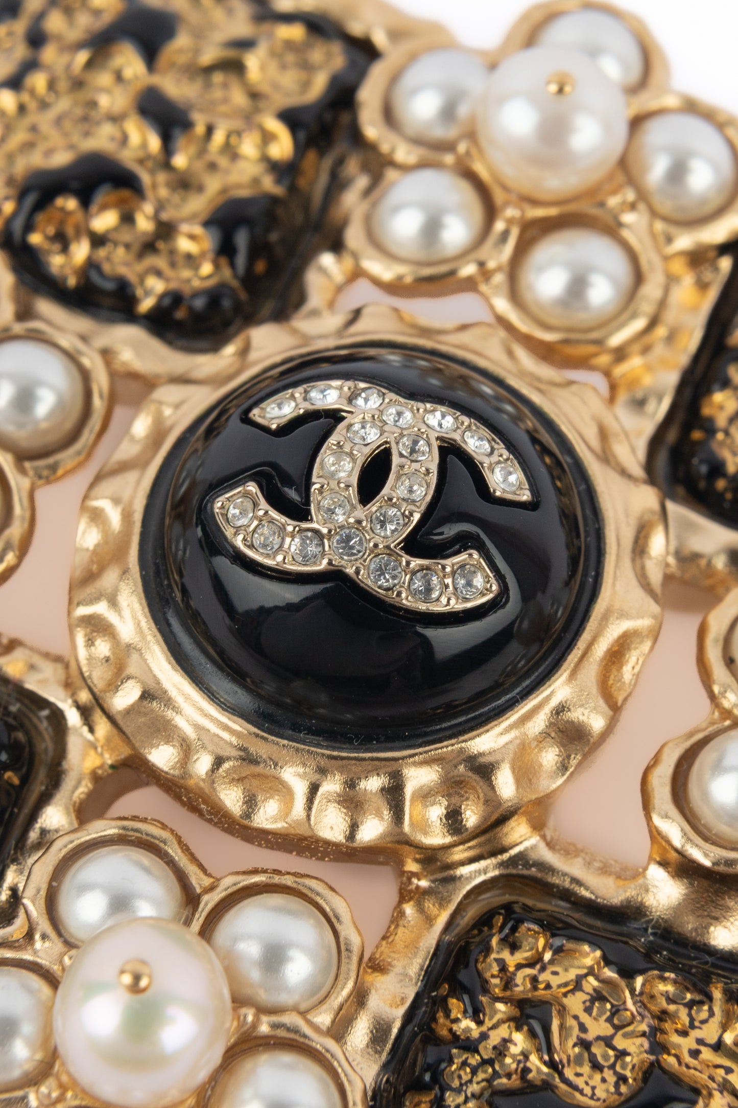 Broche Chanel Printemps 2024