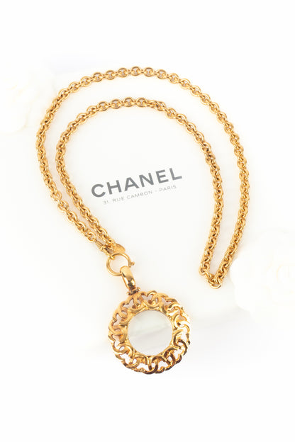 Collier loupe Chanel