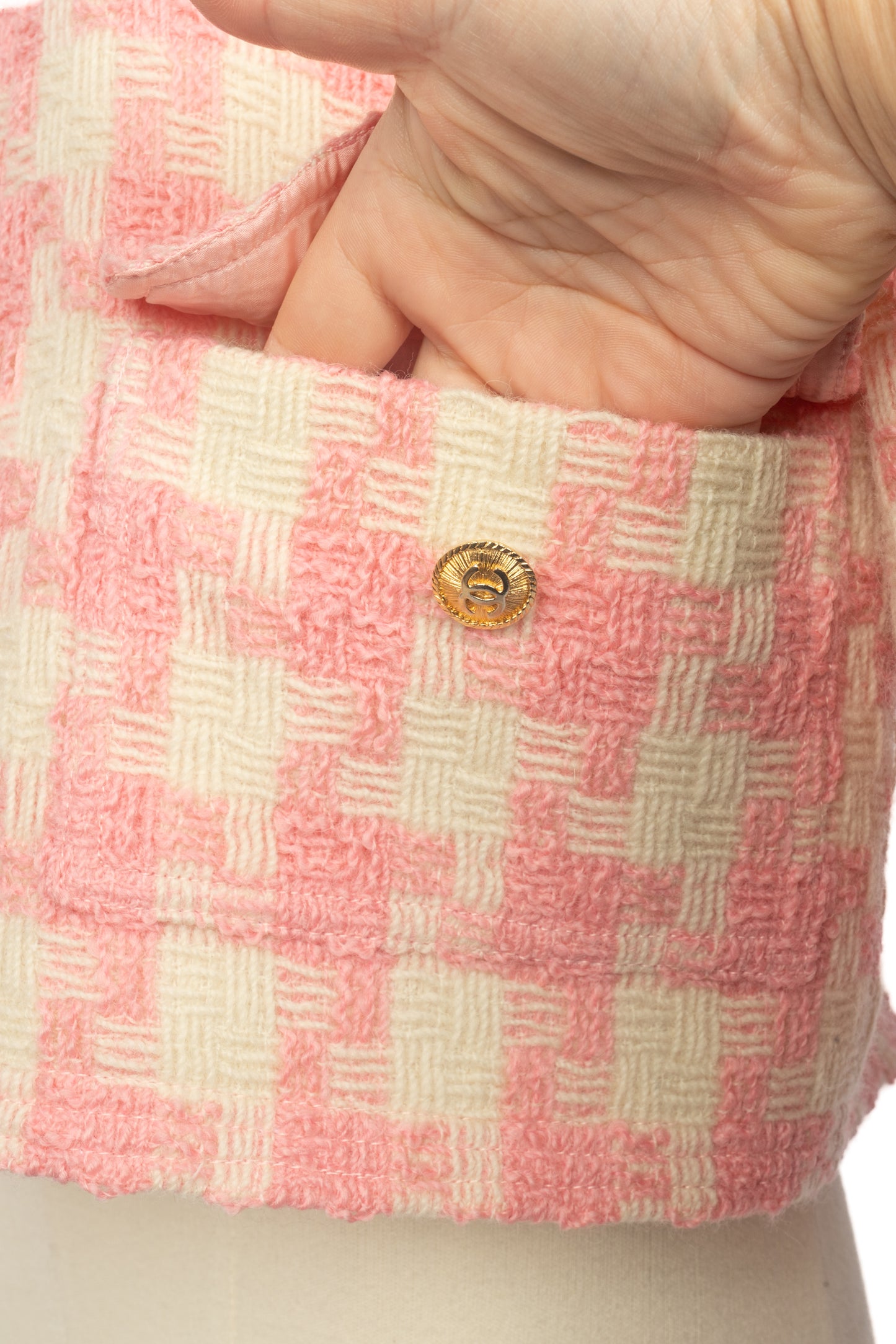 Tailleur rose Chanel 1990's