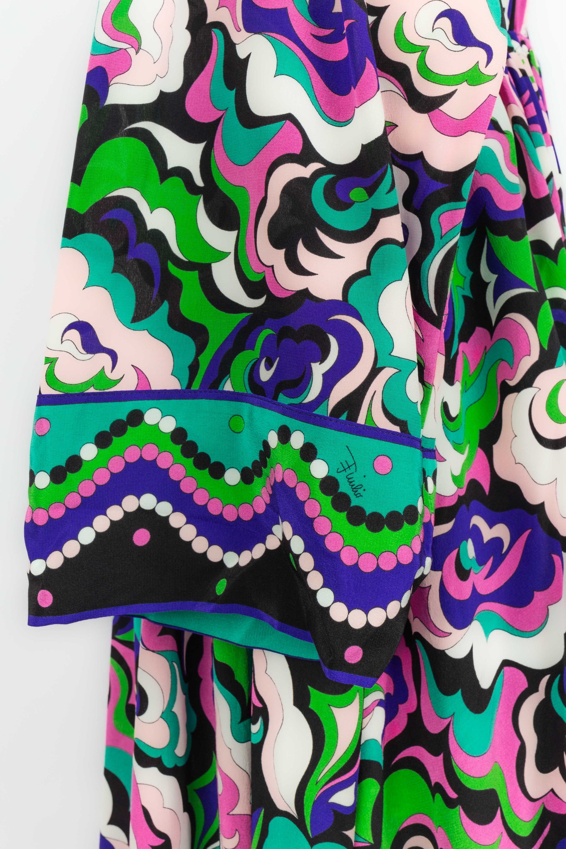 Robe Pucci Pre Fall 2018