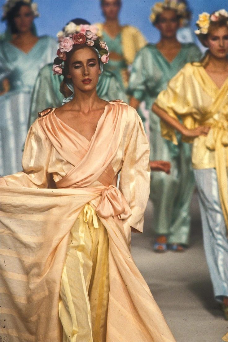 Robe Thierry Mugler Eté 1982