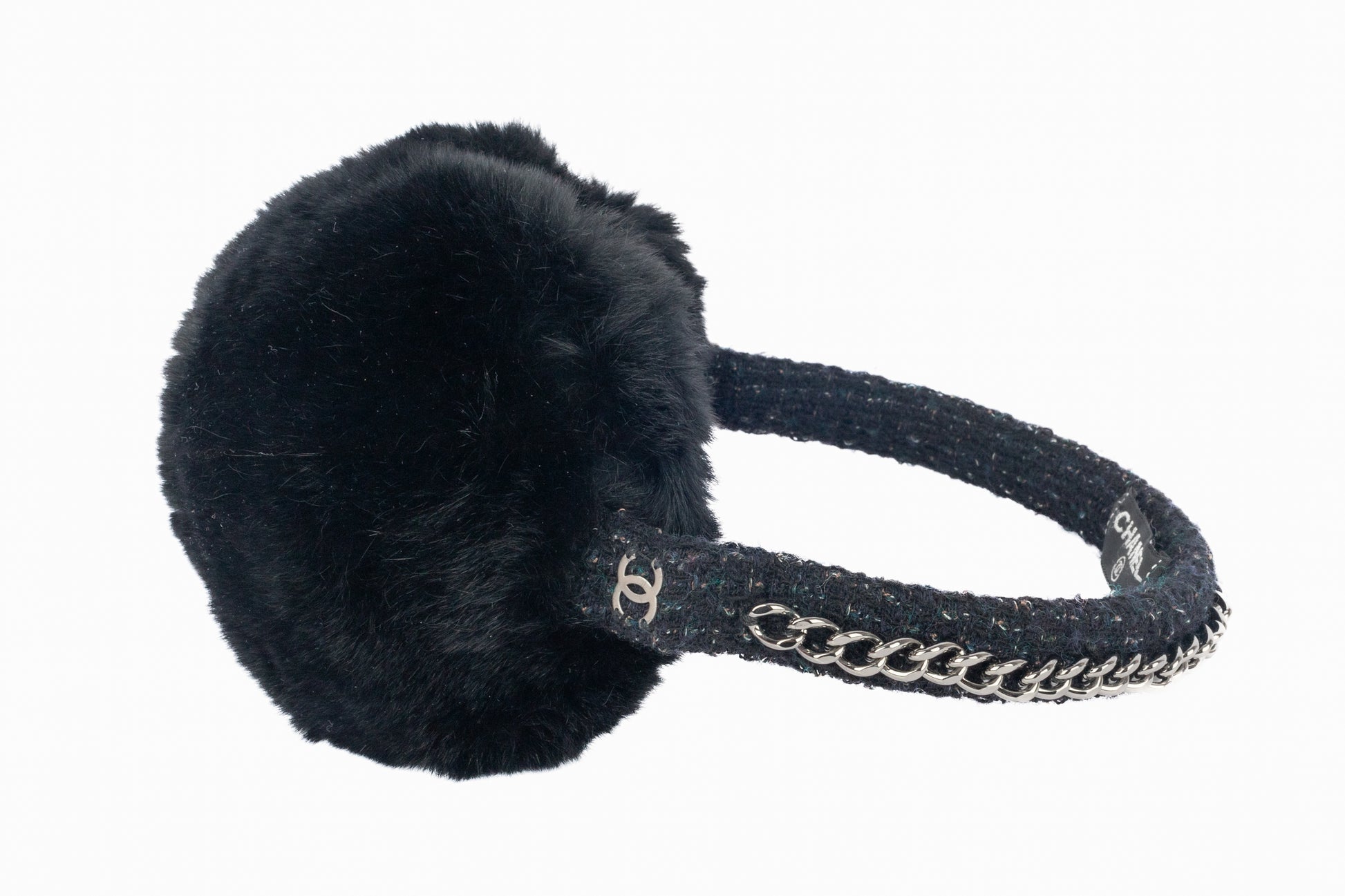 Cache-oreilles Chanel 2000's