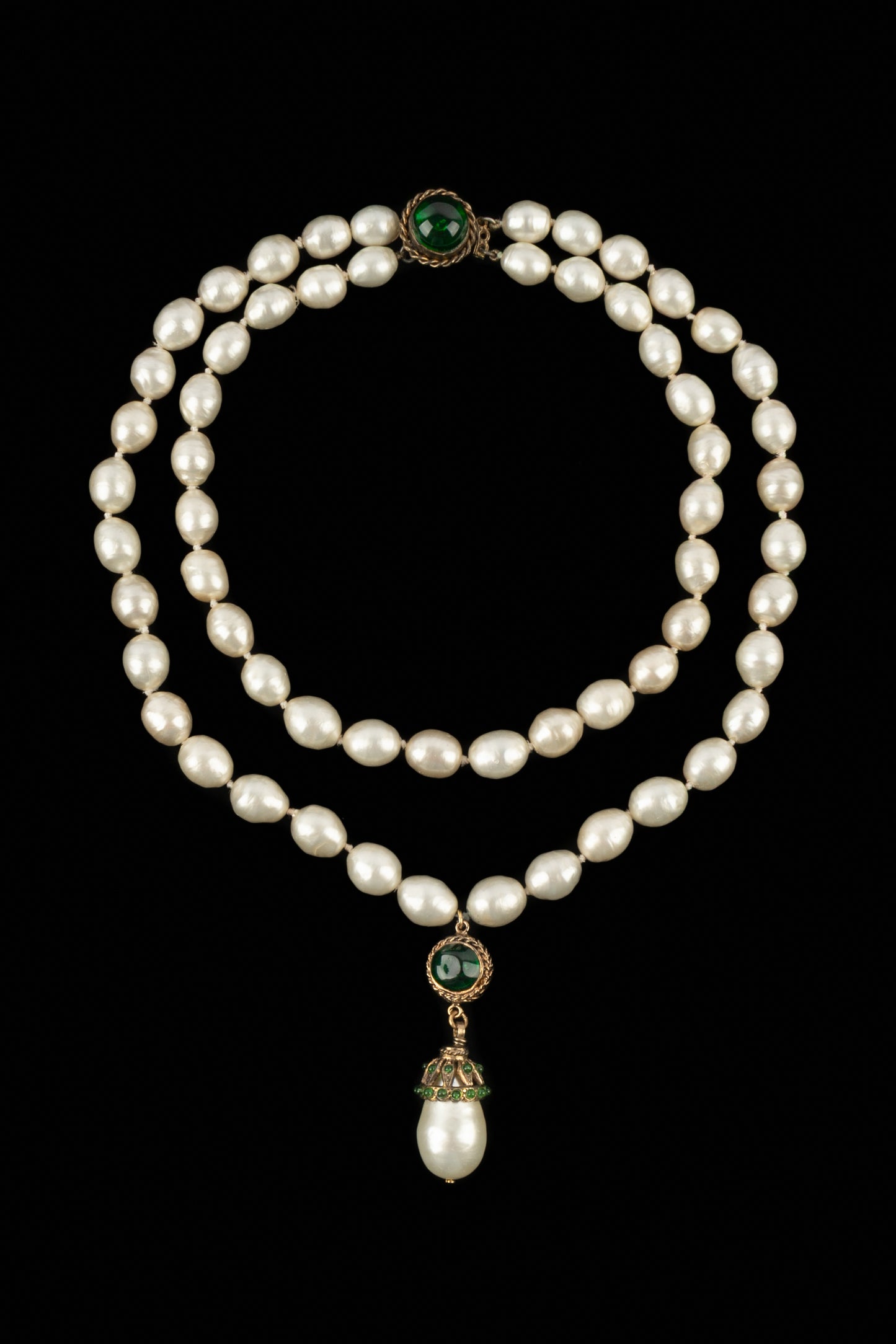 Collier de perles Chanel 1980's