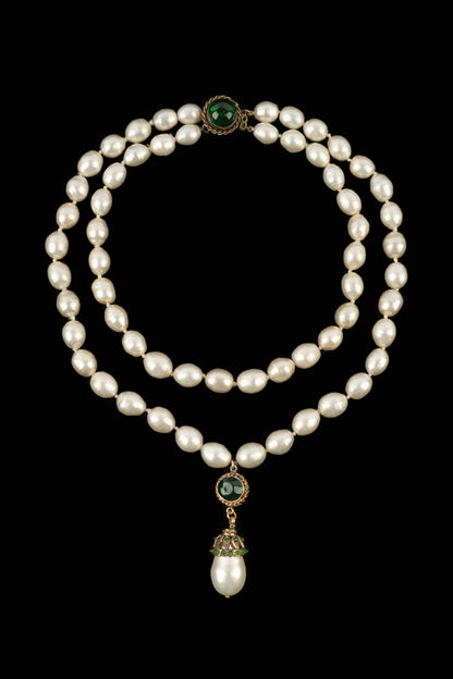 Collier de perles Chanel 1980's