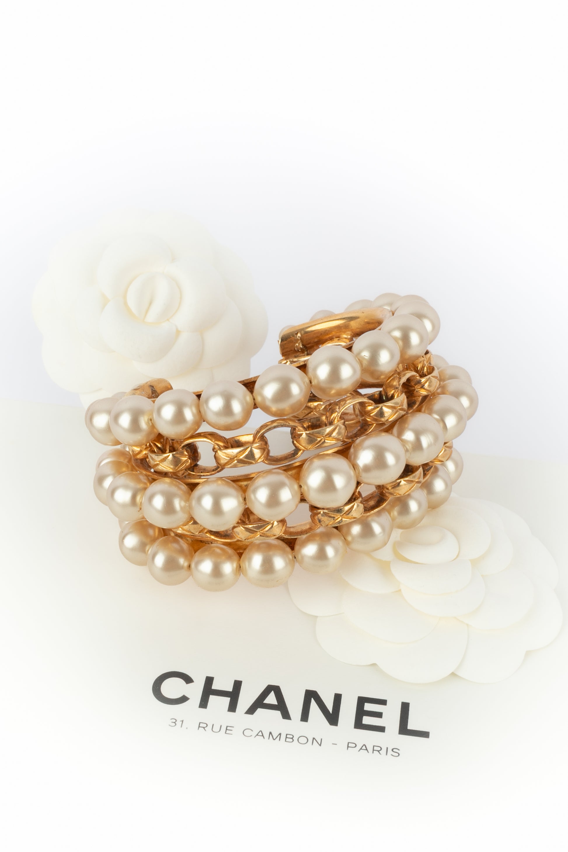 Bracelet manchette Chanel