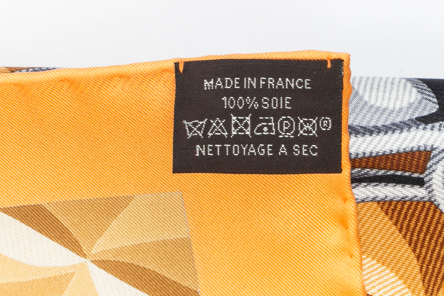 Foulard / carré "Beauté Composée" Hermès