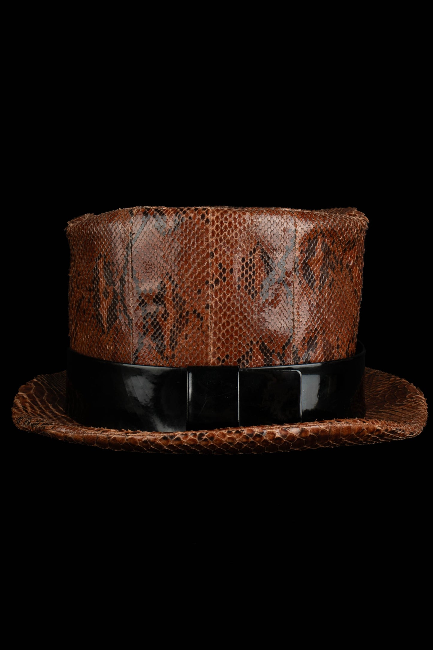 Chapeau en serpent Yves Saint Laurent Haute Couture