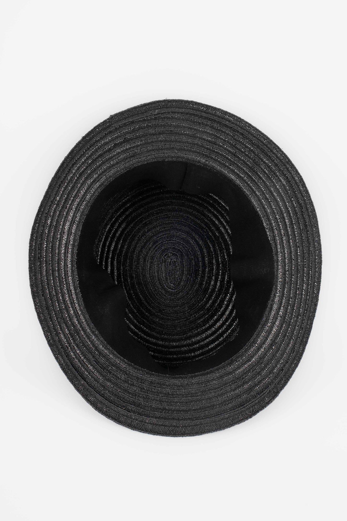 Chapeau de paille noire