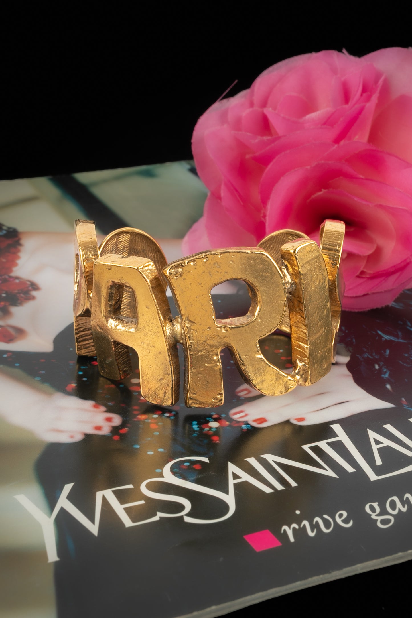 Bracelet "Paris" Yves Saint Laurent