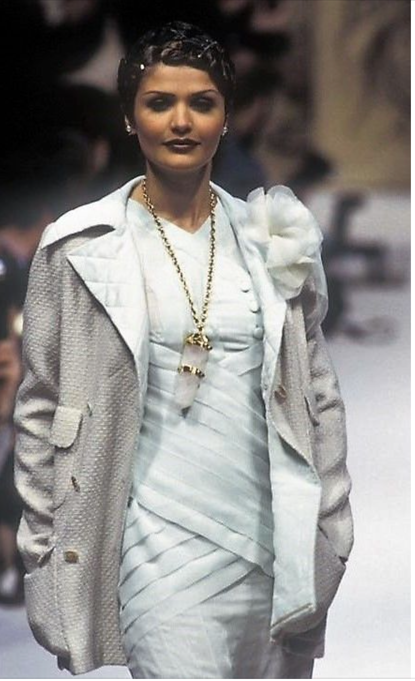 Rare pendentif Chanel Automne 1993