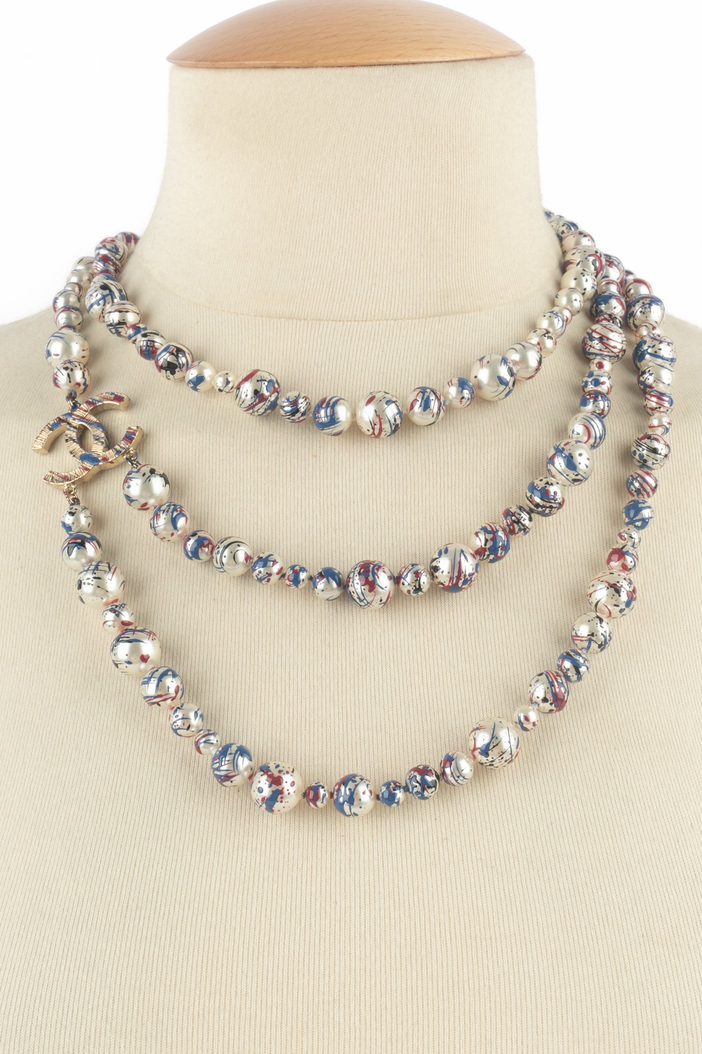 Collier de perles Chanel 2013