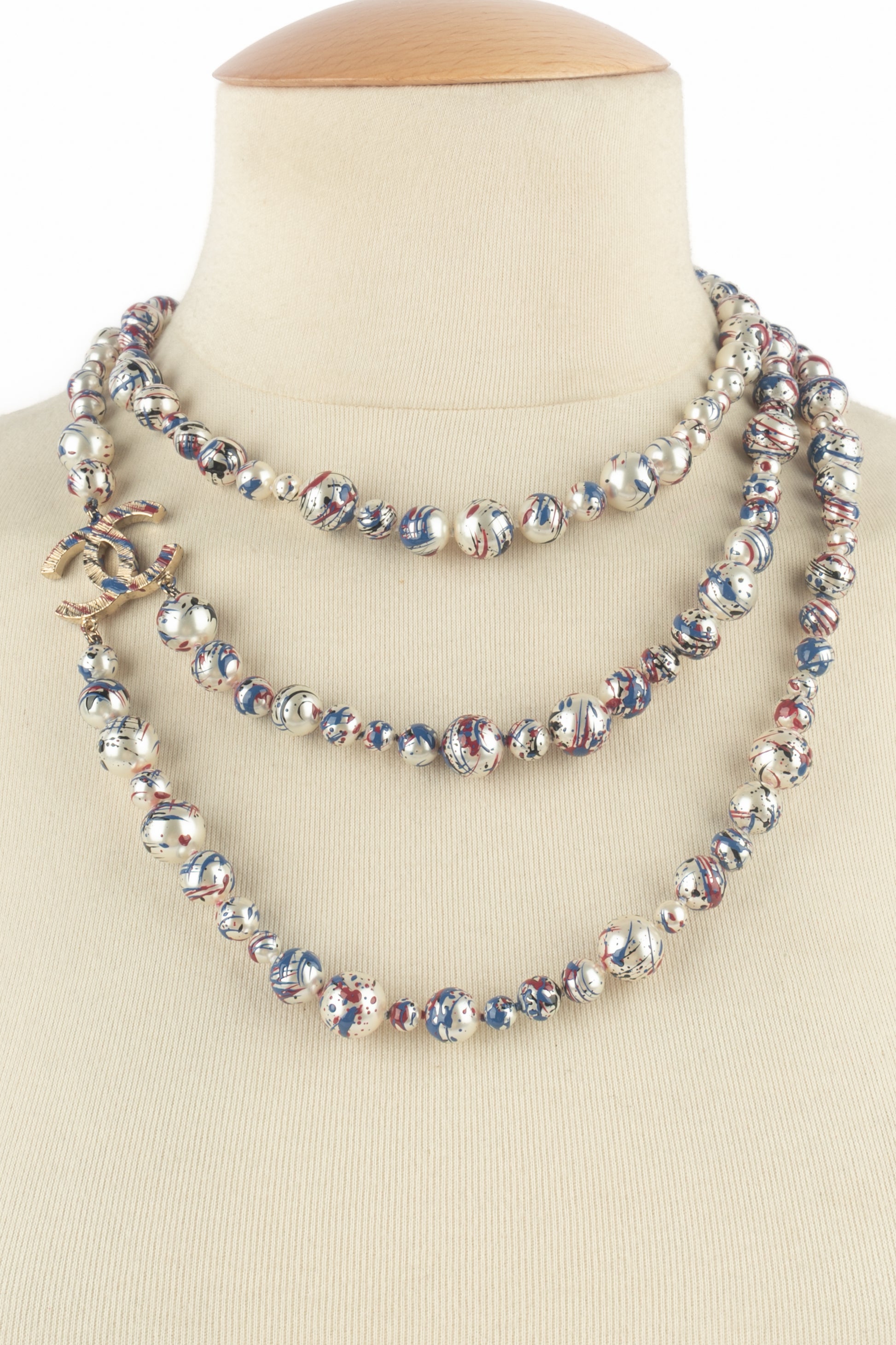 Collier de perles Chanel 2013