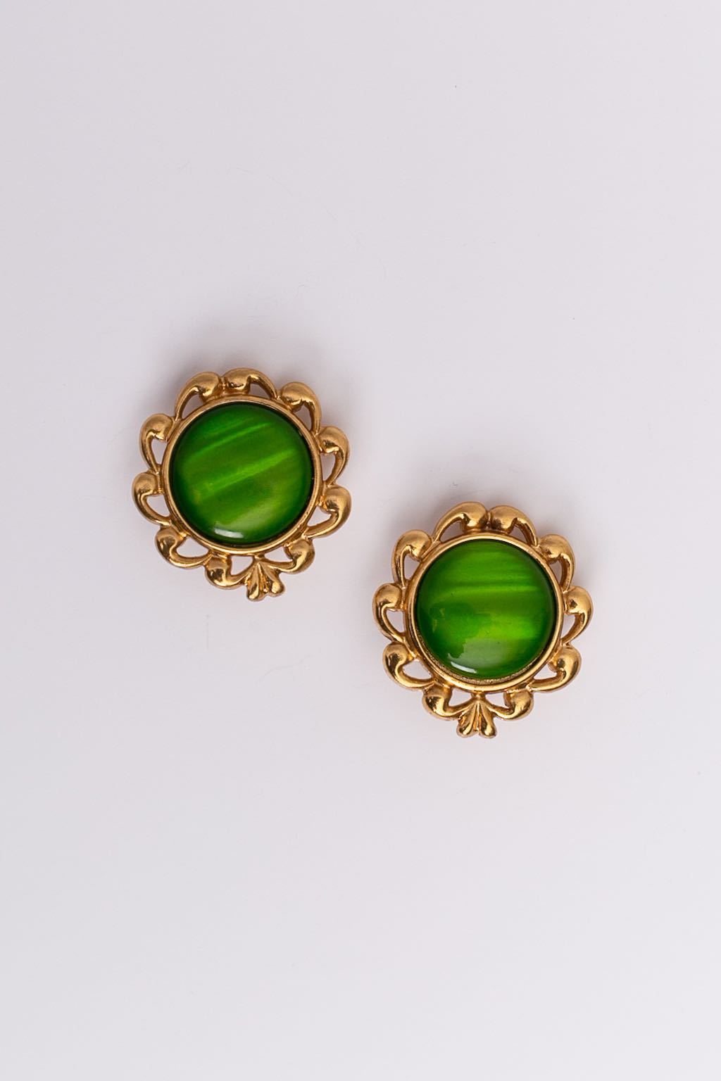 Boucles d'oreilles vertes Yves Saint Laurent