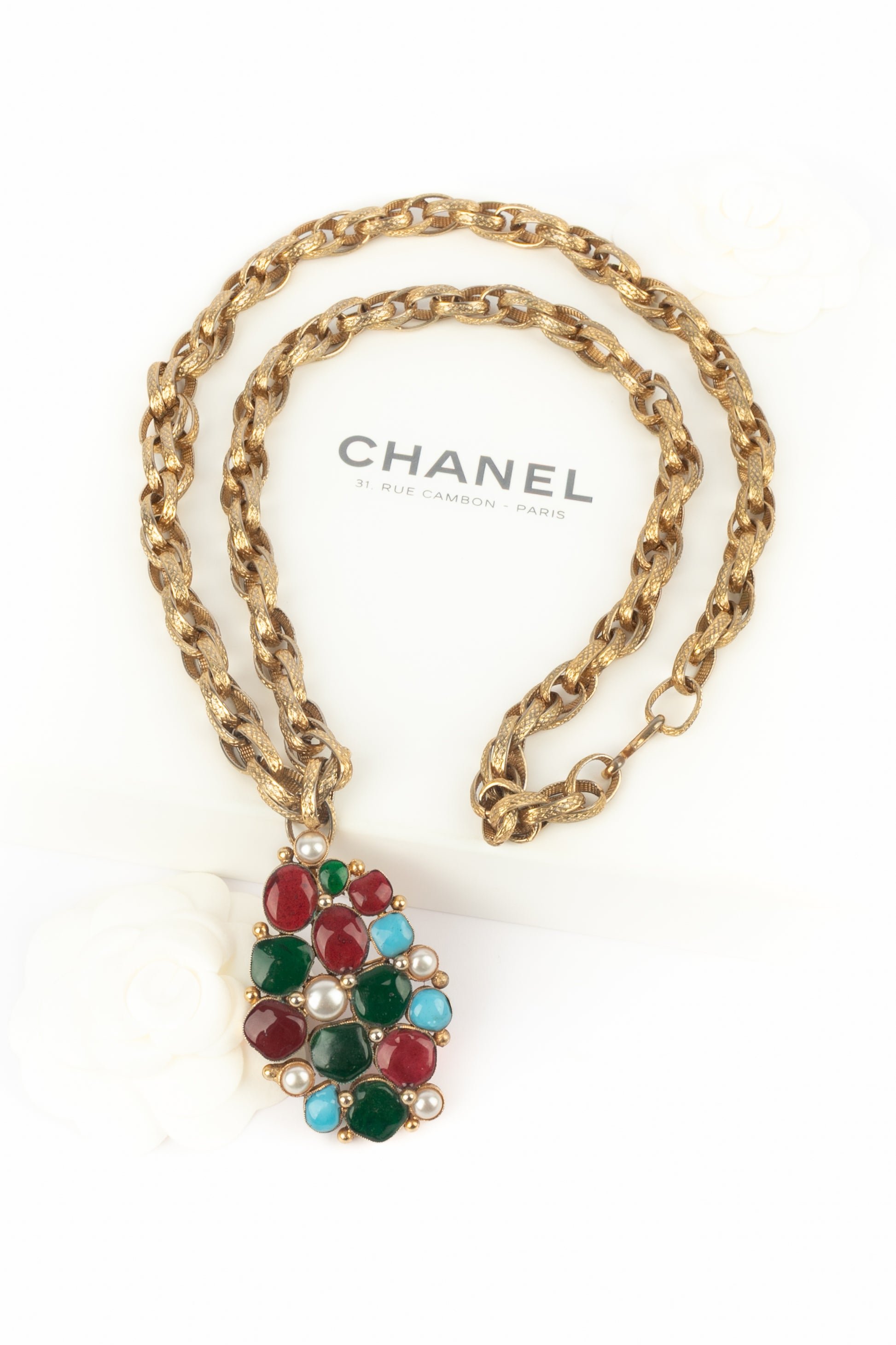 Collier Chanel époque Coco