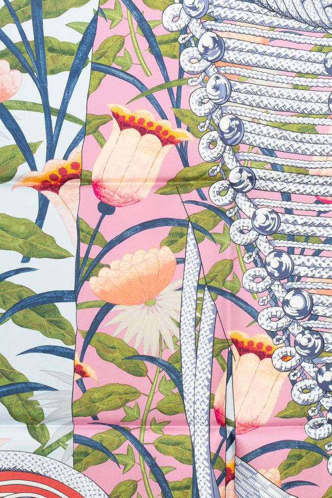 Foulard / Carré "Brandebourgs Fleuris" double face Hermès