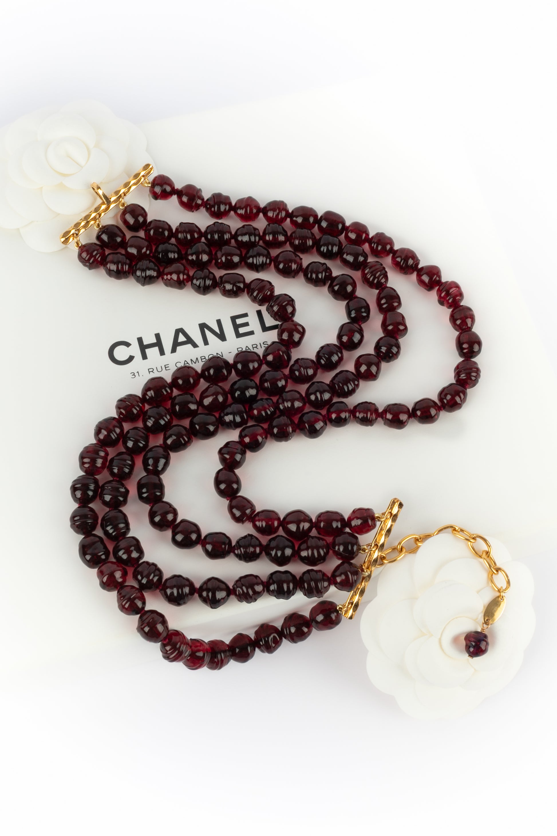 Collier de perles Chanel