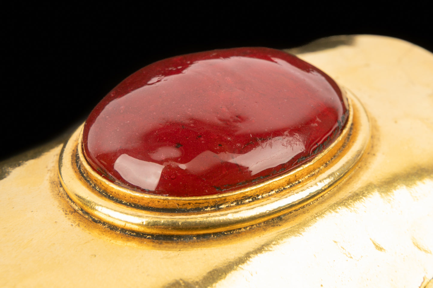 Bracelet manchette Chanel