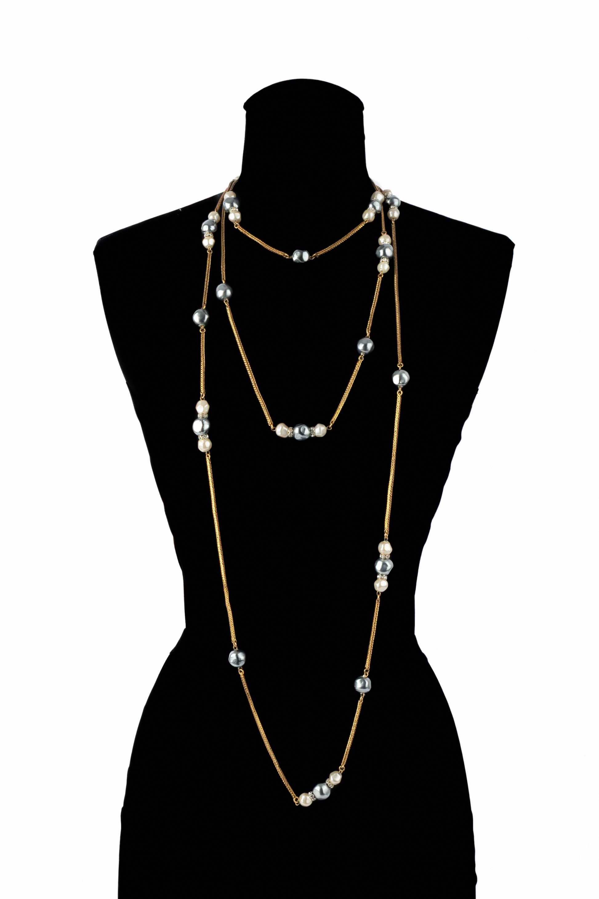 Collier sautoir de perles Chanel