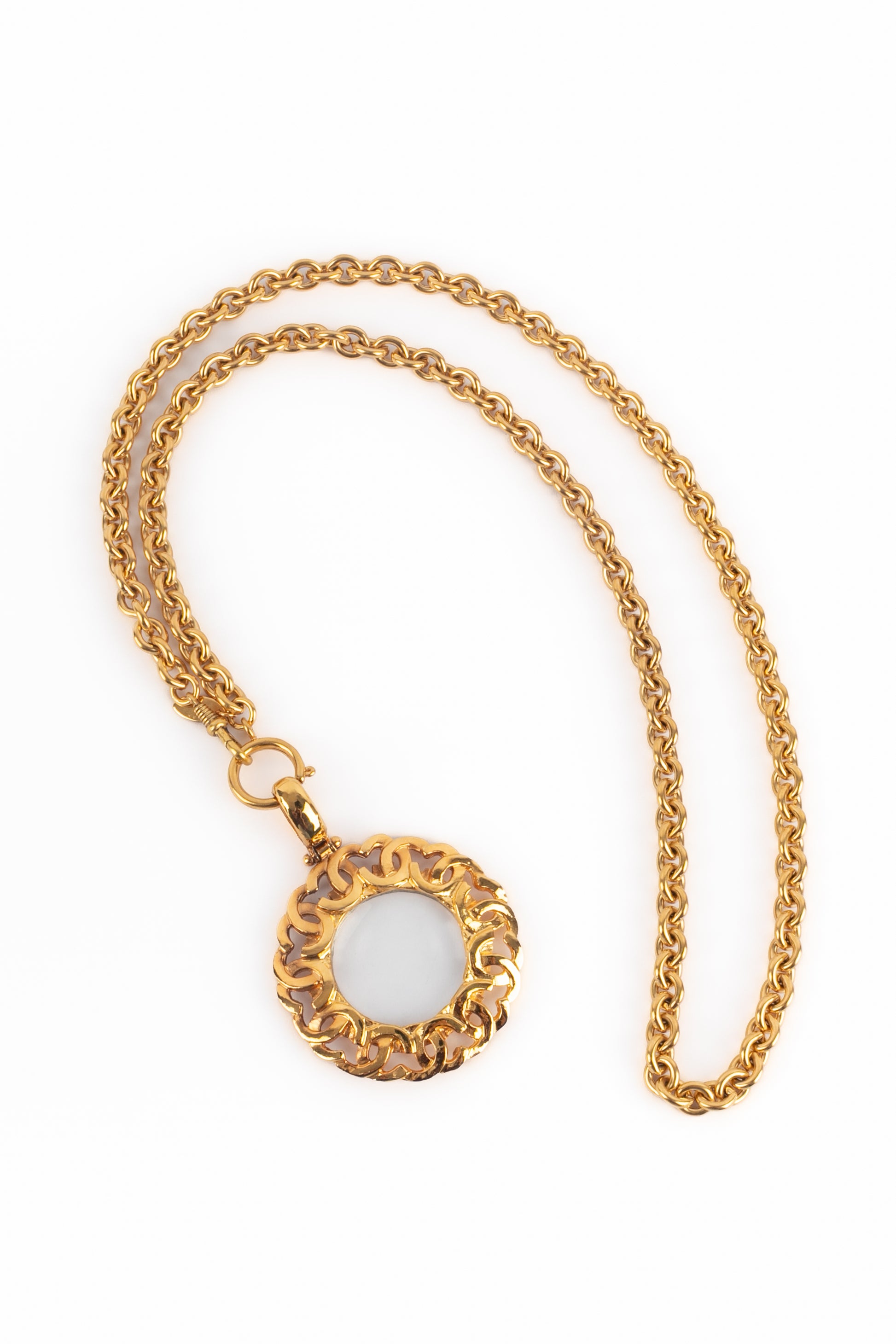 Collier loupe Chanel