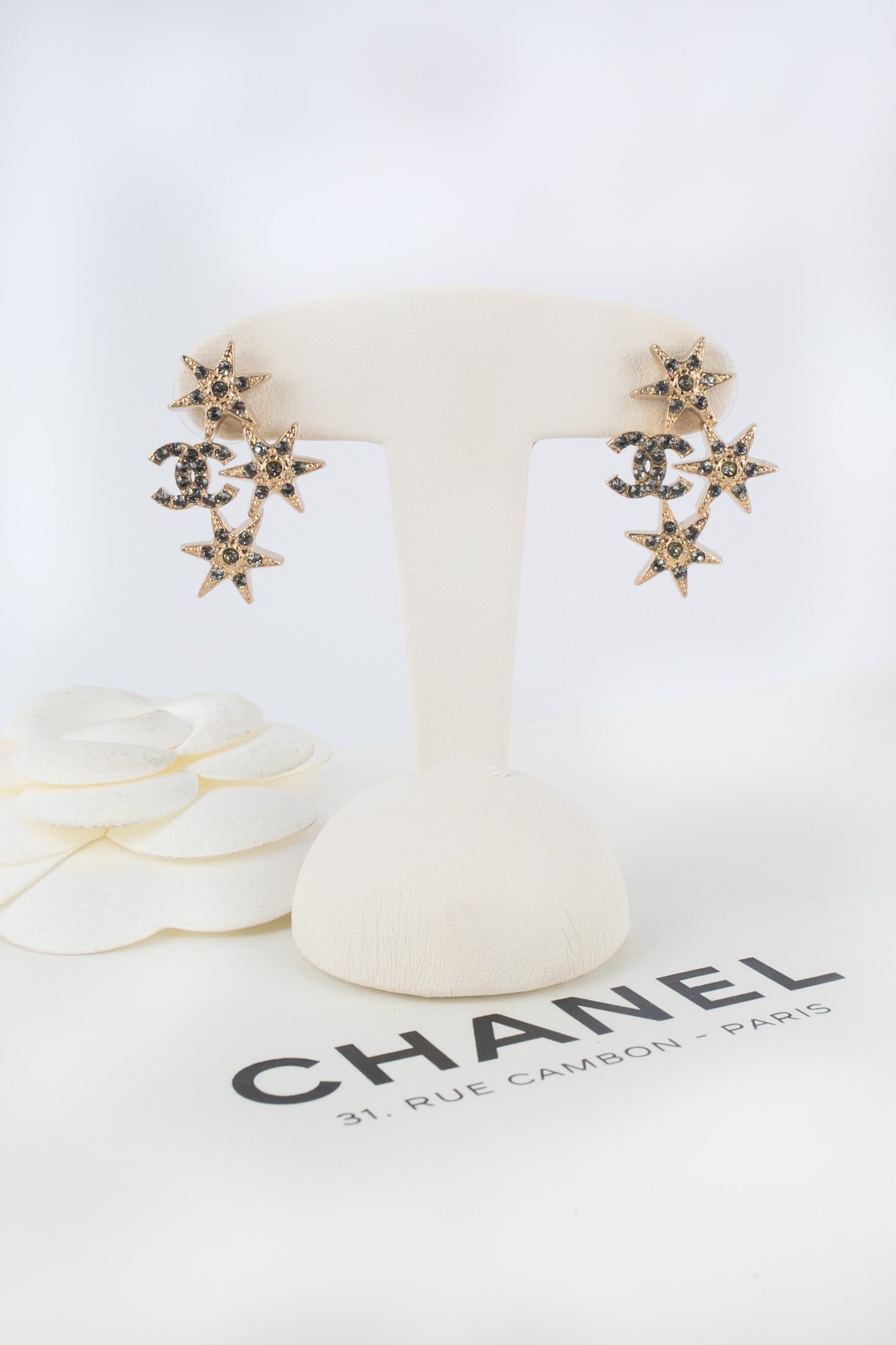 Boucles d'oreilles étoiles Chanel