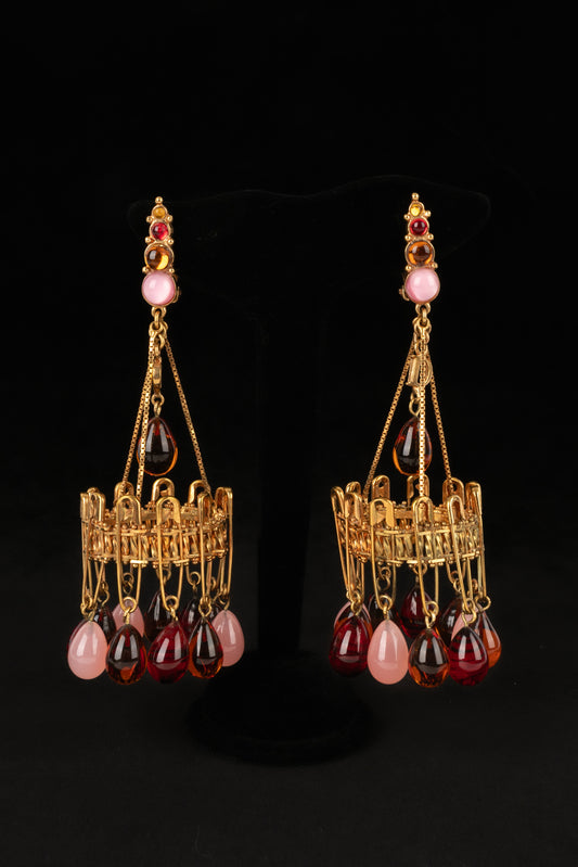 Incroyables boucles d'oreilles Dior 