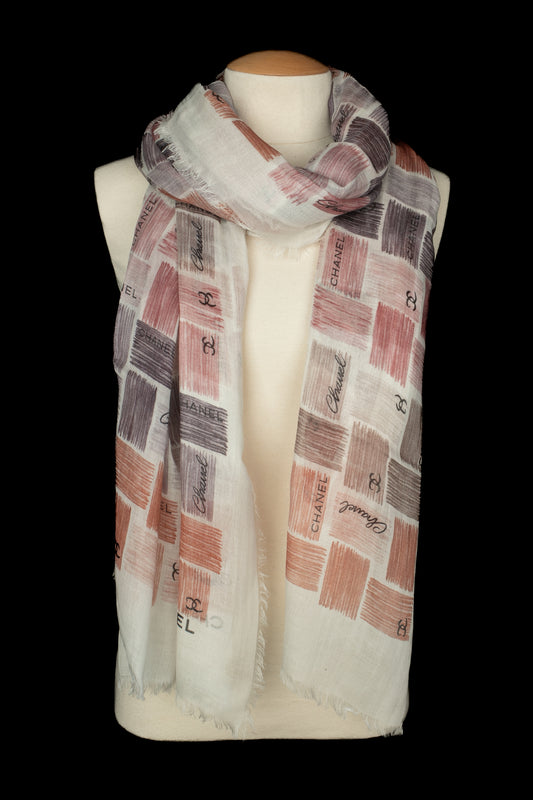 Foulard en cachemire Chanel