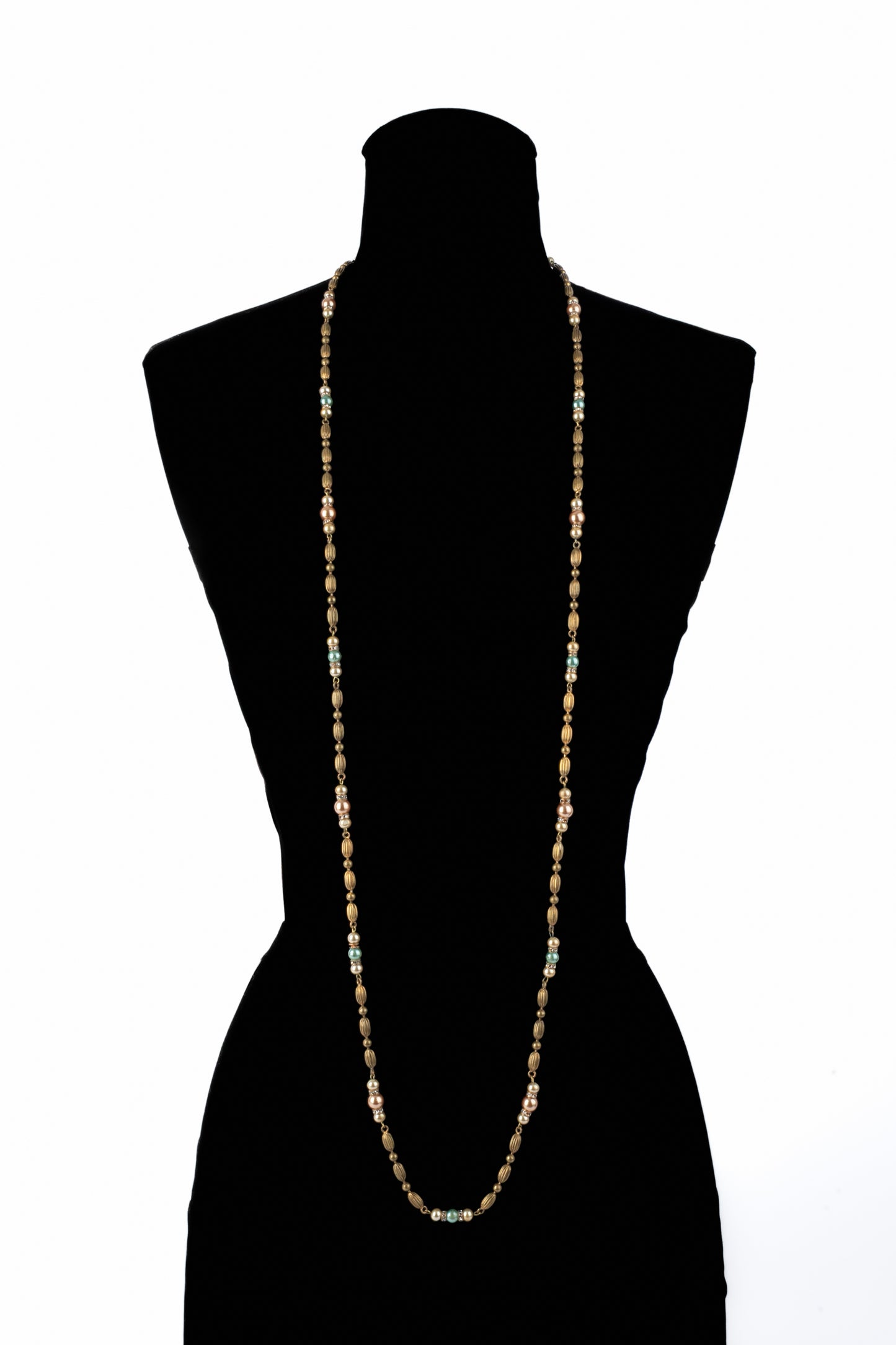 Collier de perles Chanel 1960's