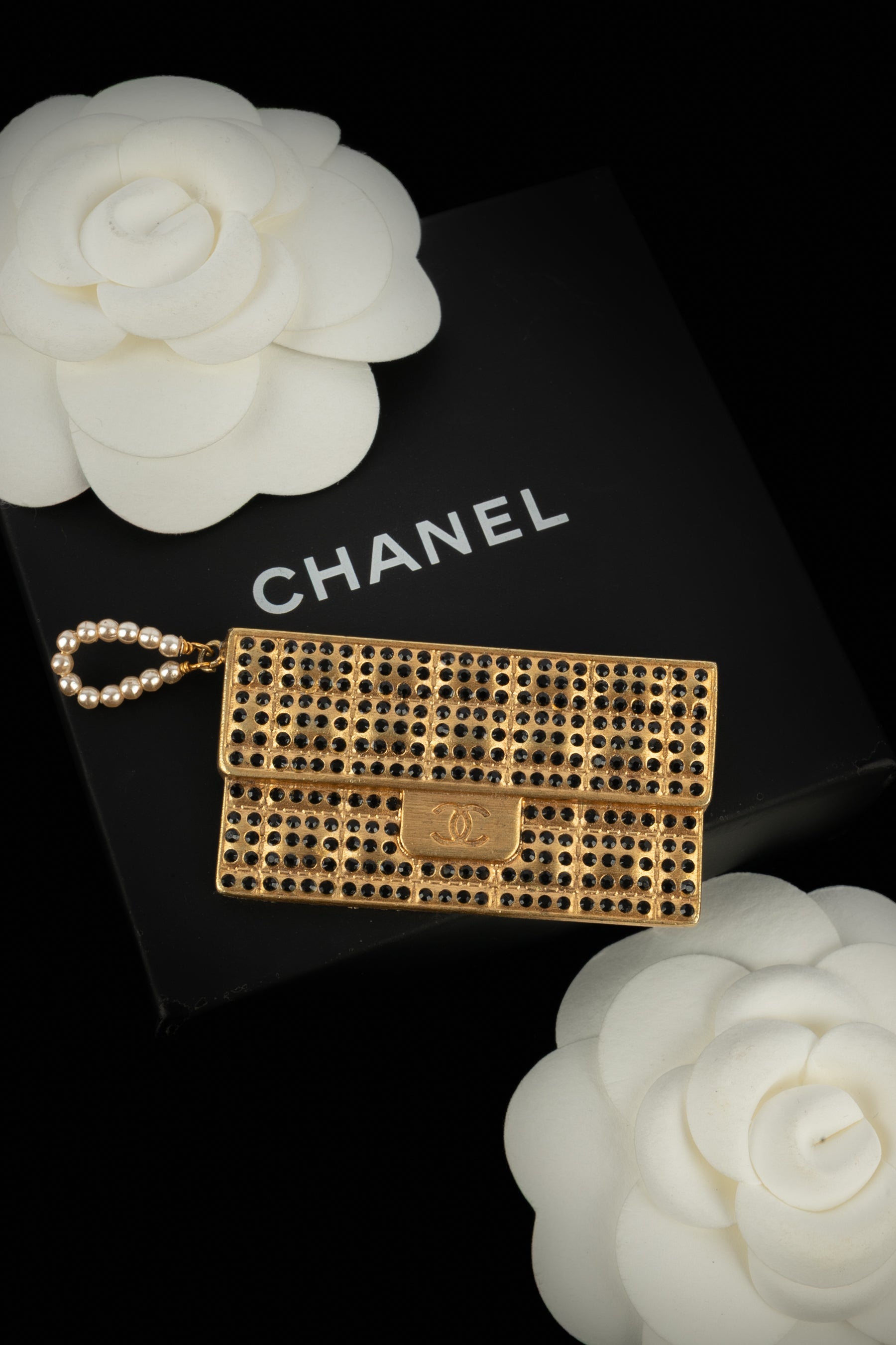 Broche "sac" Chanel 2002
