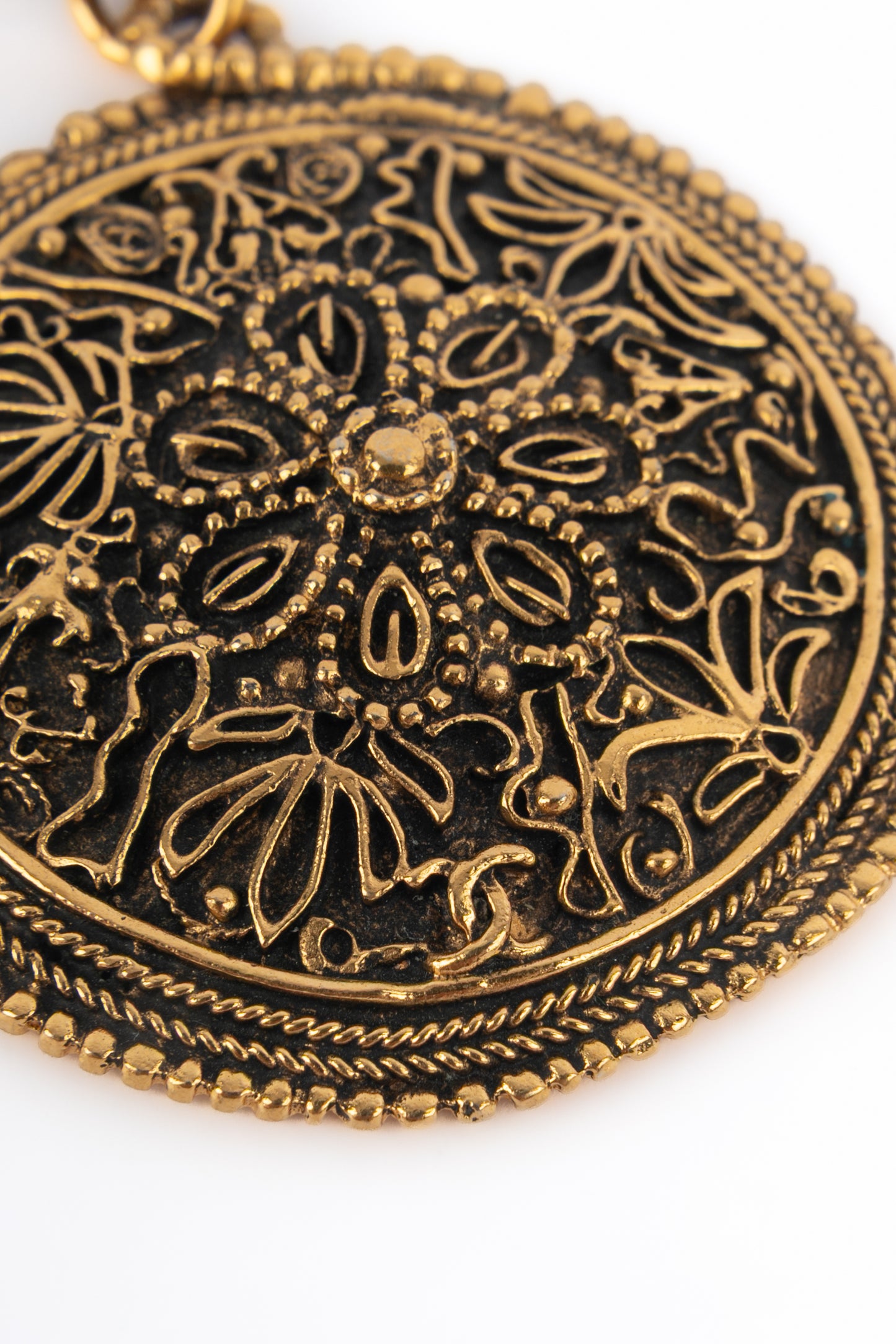 Collier pendentif Chanel