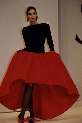 Maxi robe Yves Saint Laurent Hiver 1988