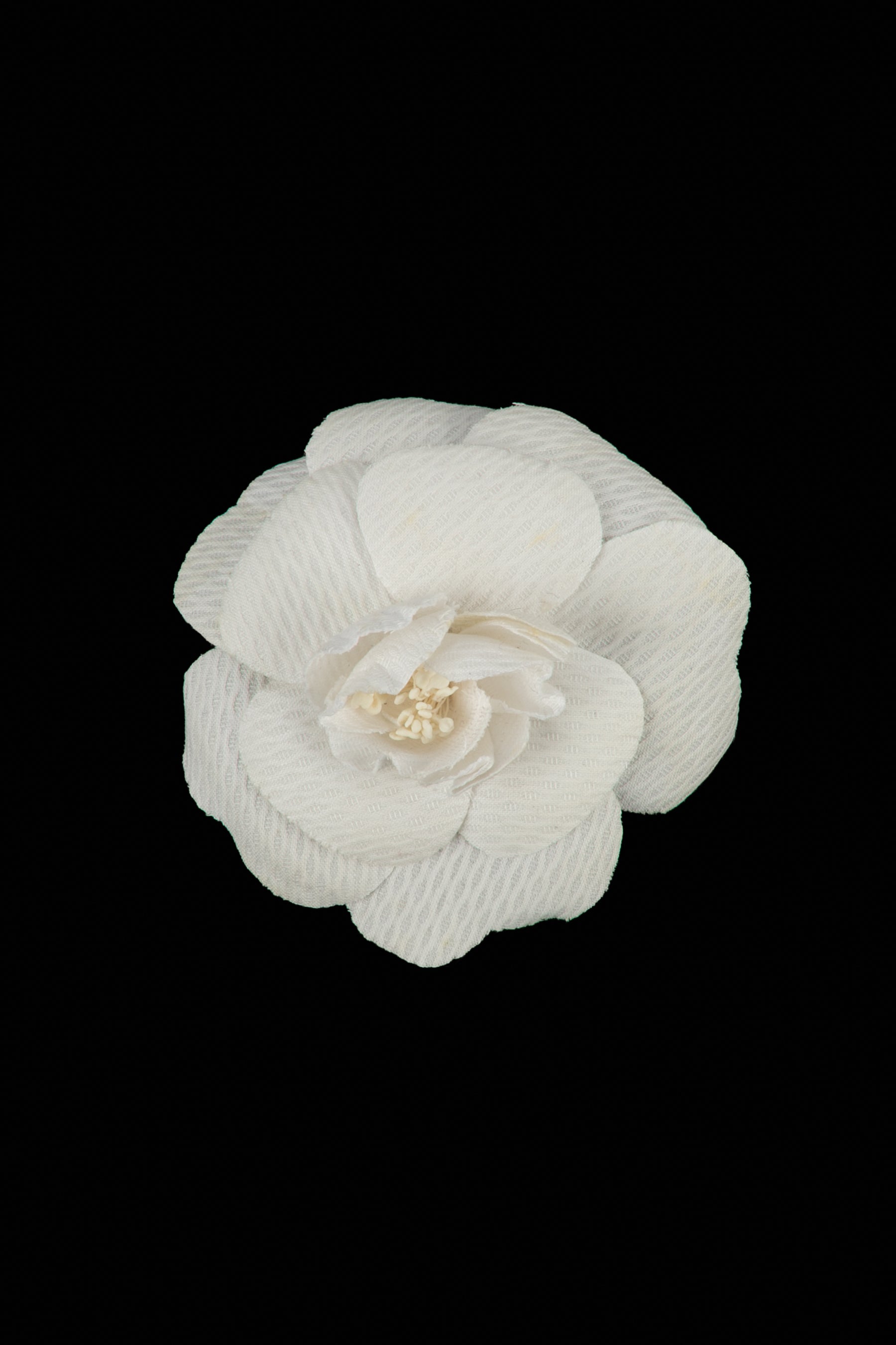 Broche camélia Chanel