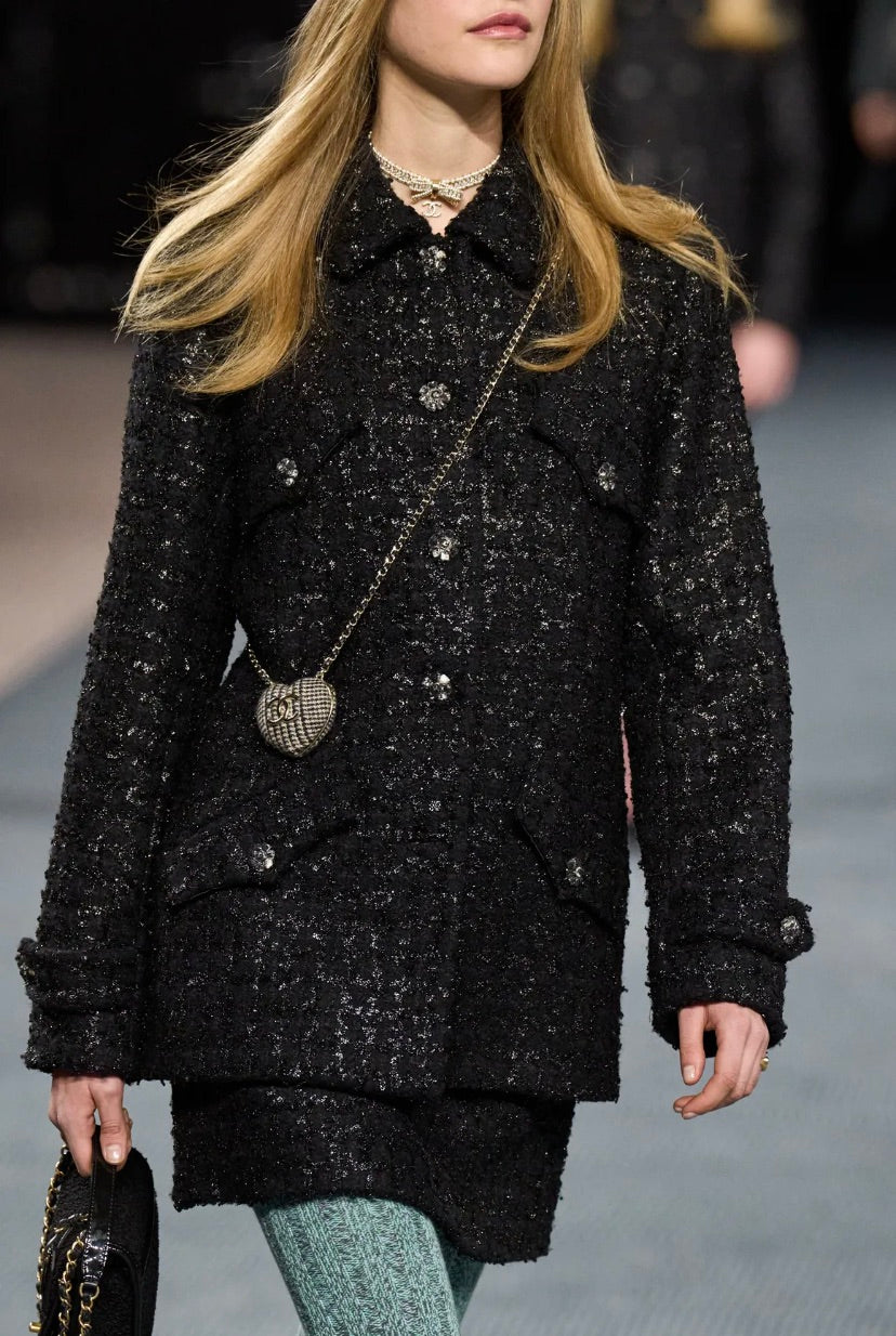 Collier noeud Chanel 2022