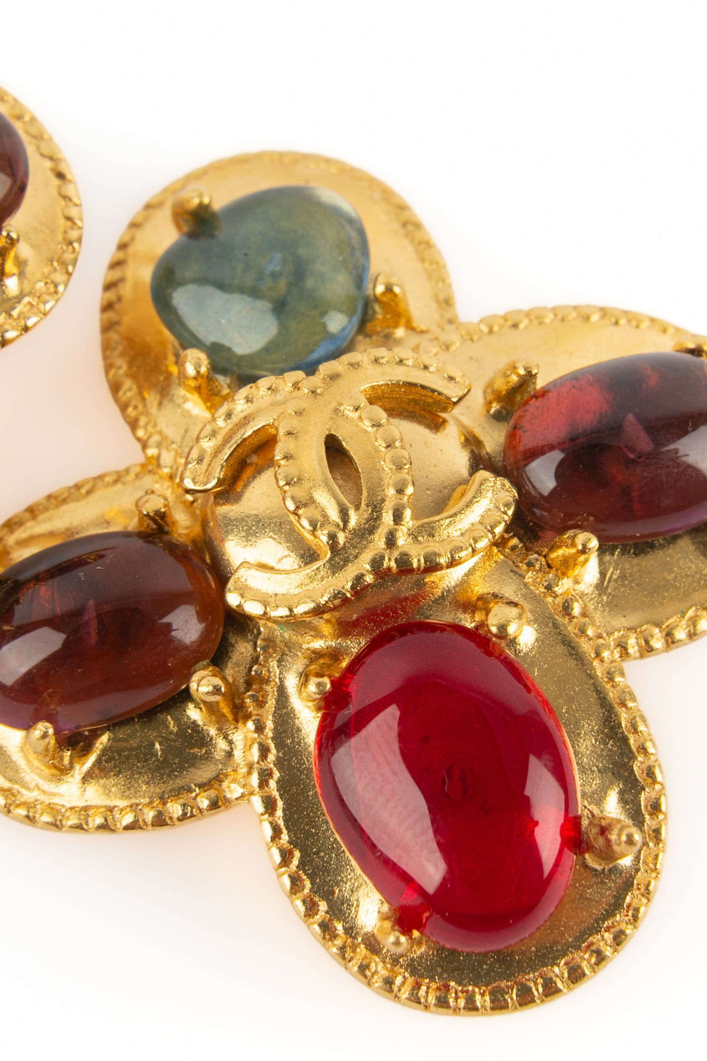 Boucles d'oreilles croix Chanel