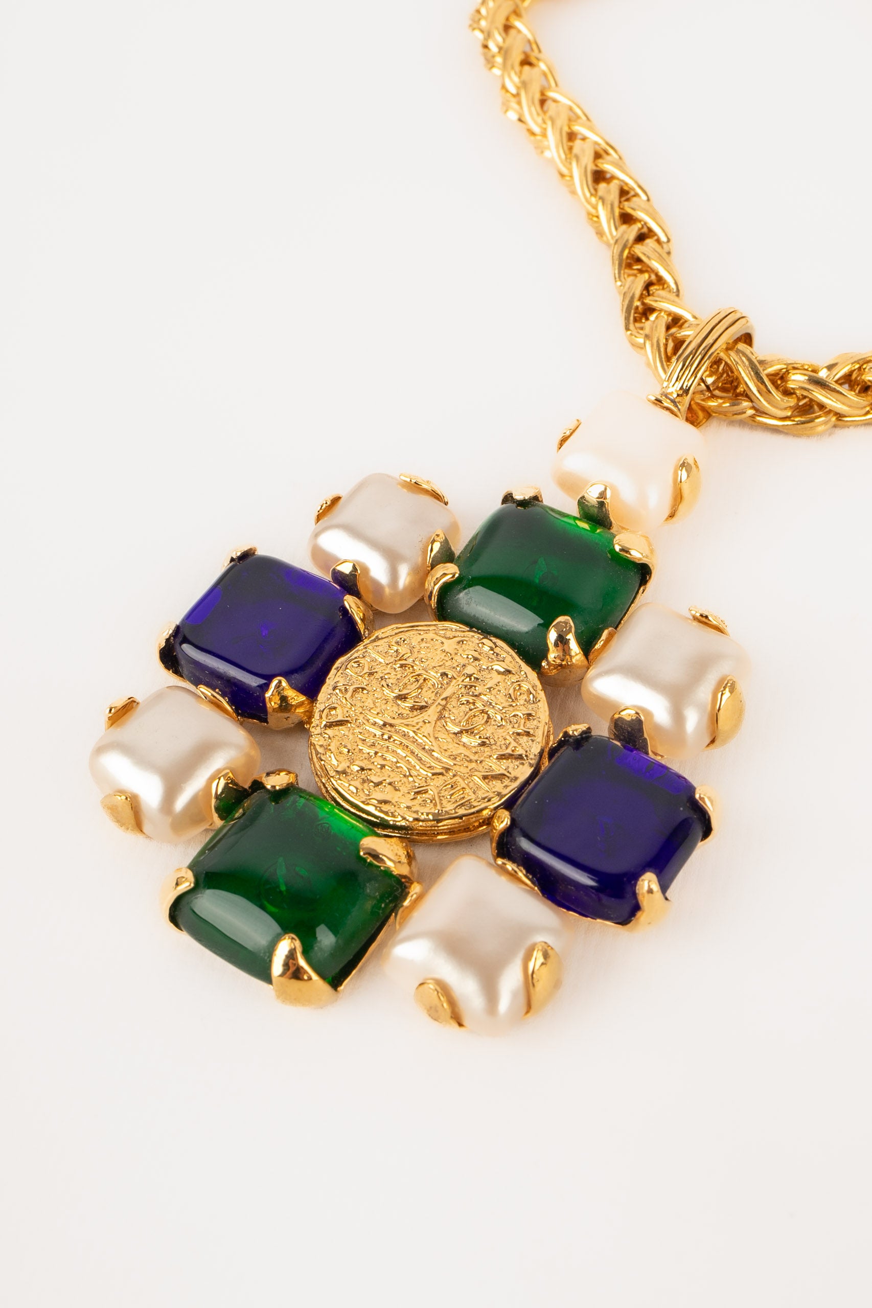 Colliet pendentif Chanel 1993