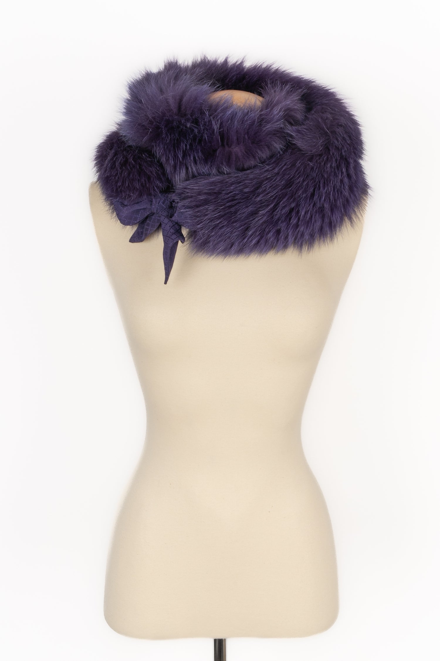 Etole en fourrure (Attribué à Dior)