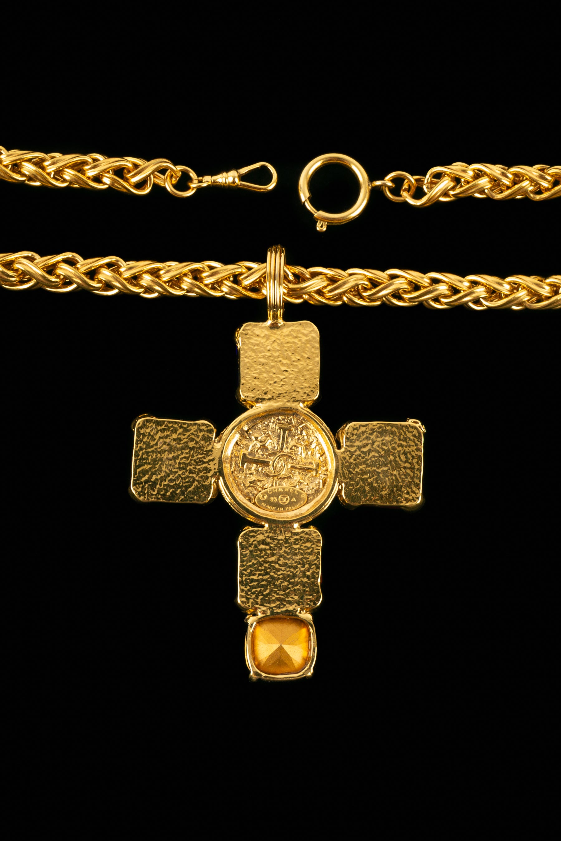 Collier croix Chanel 1993