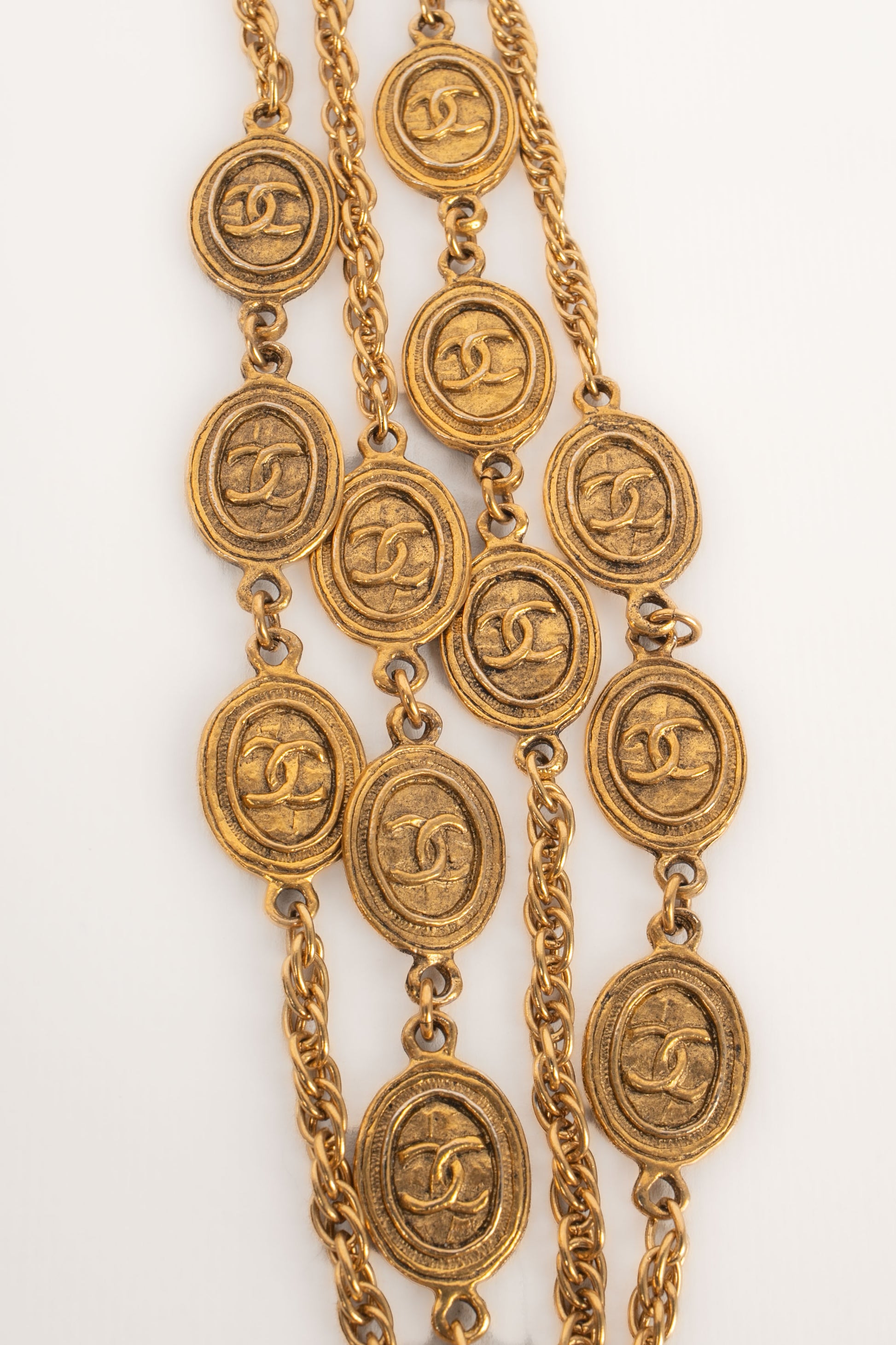 Collier doré Chanel 1980's