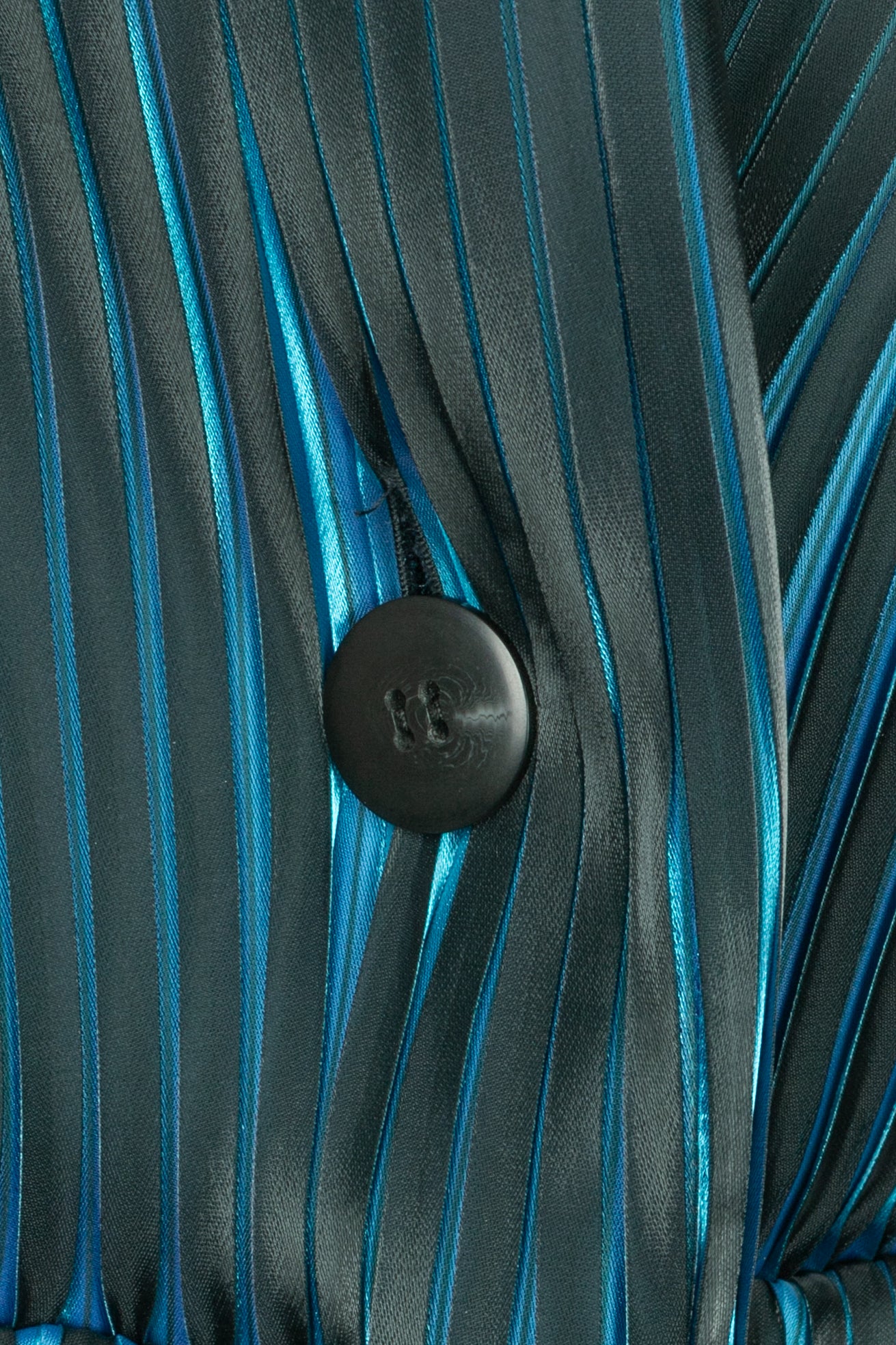 Manteau irisé Issey Miyake 