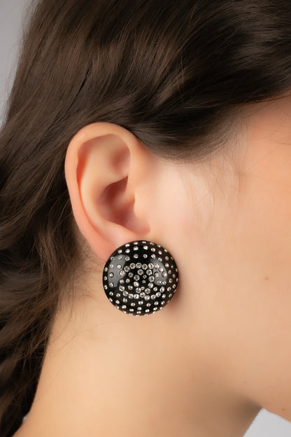 Boucles d'oreilles noires Chanel