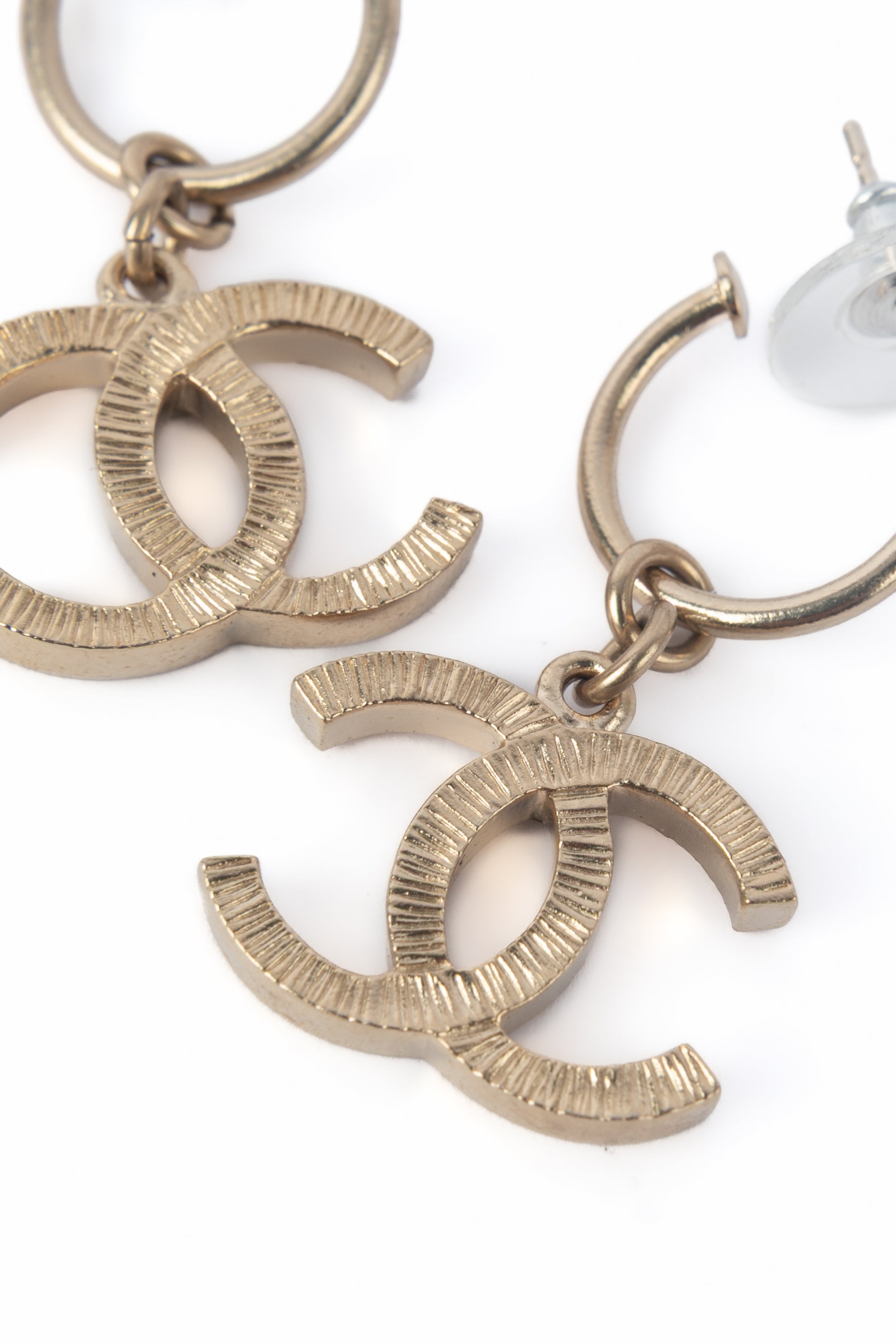 Boucles d'oreilles cc Chanel 2018