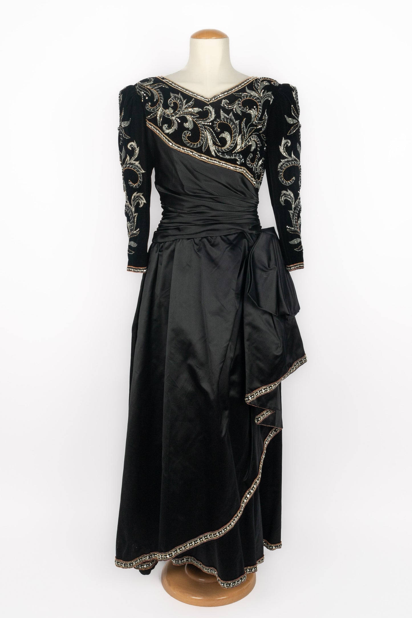 Robe Balmain Haute Couture Automne-Hiver 1984