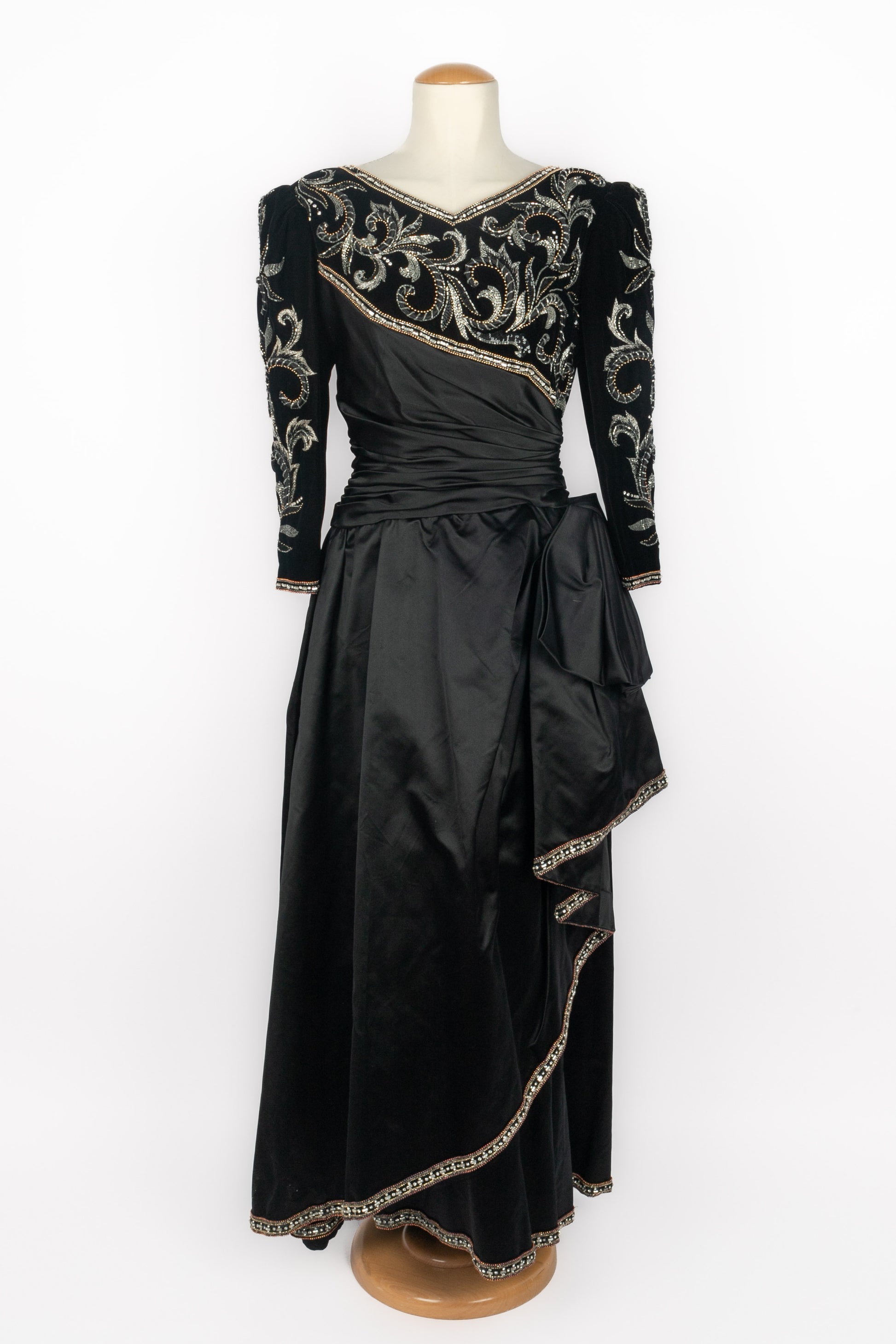 Robe Balmain Haute Couture Automne-Hiver 1984
